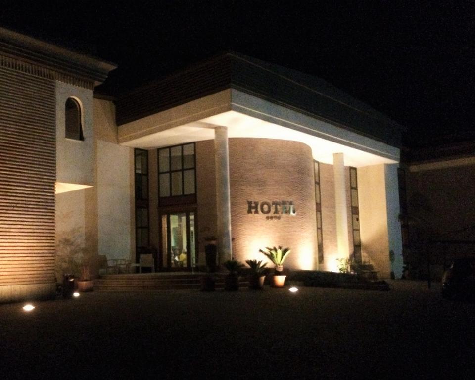 Hotel D.G. Garden Беневенто Экстерьер фото